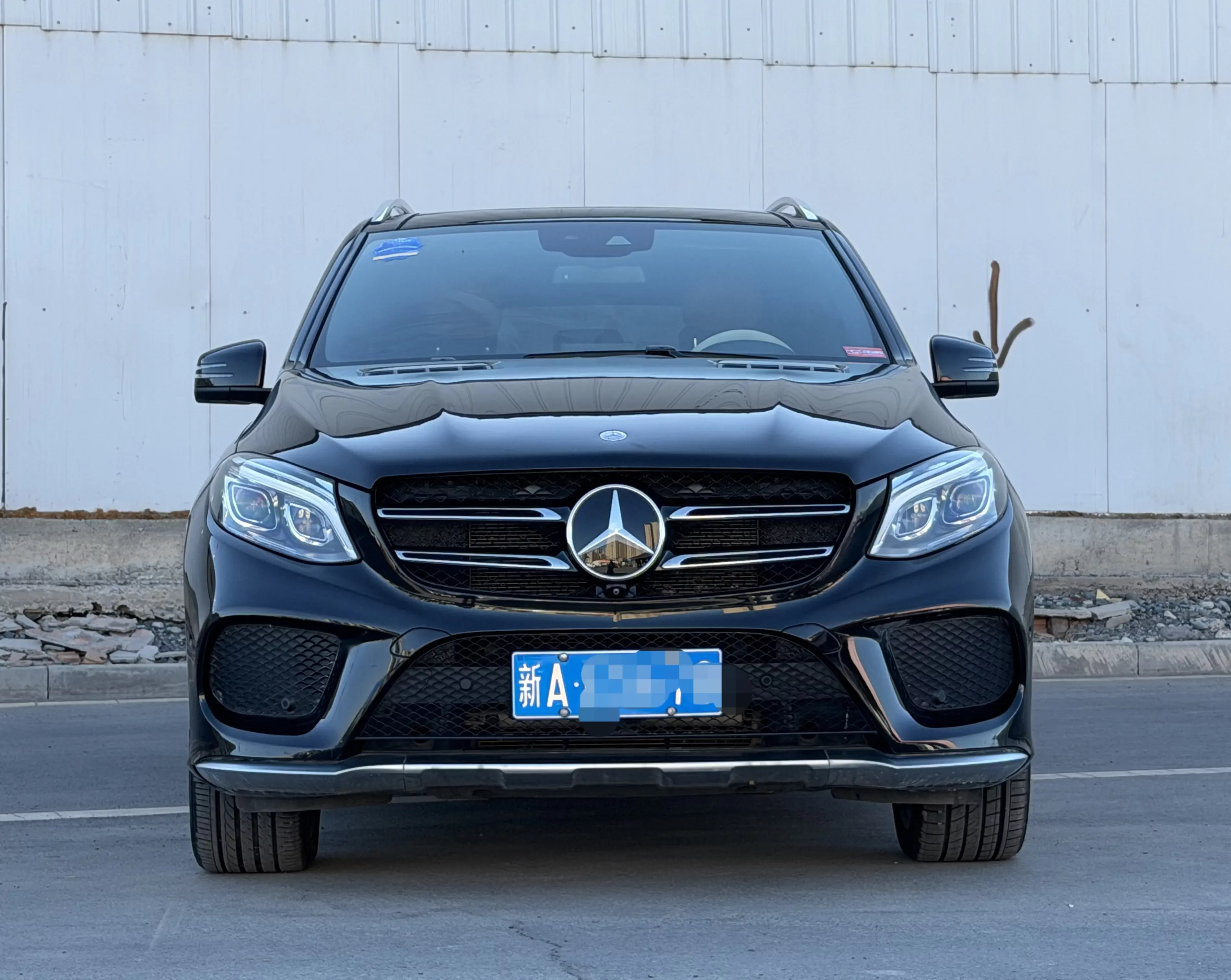 Mercedes-Benz GLE (Imported)