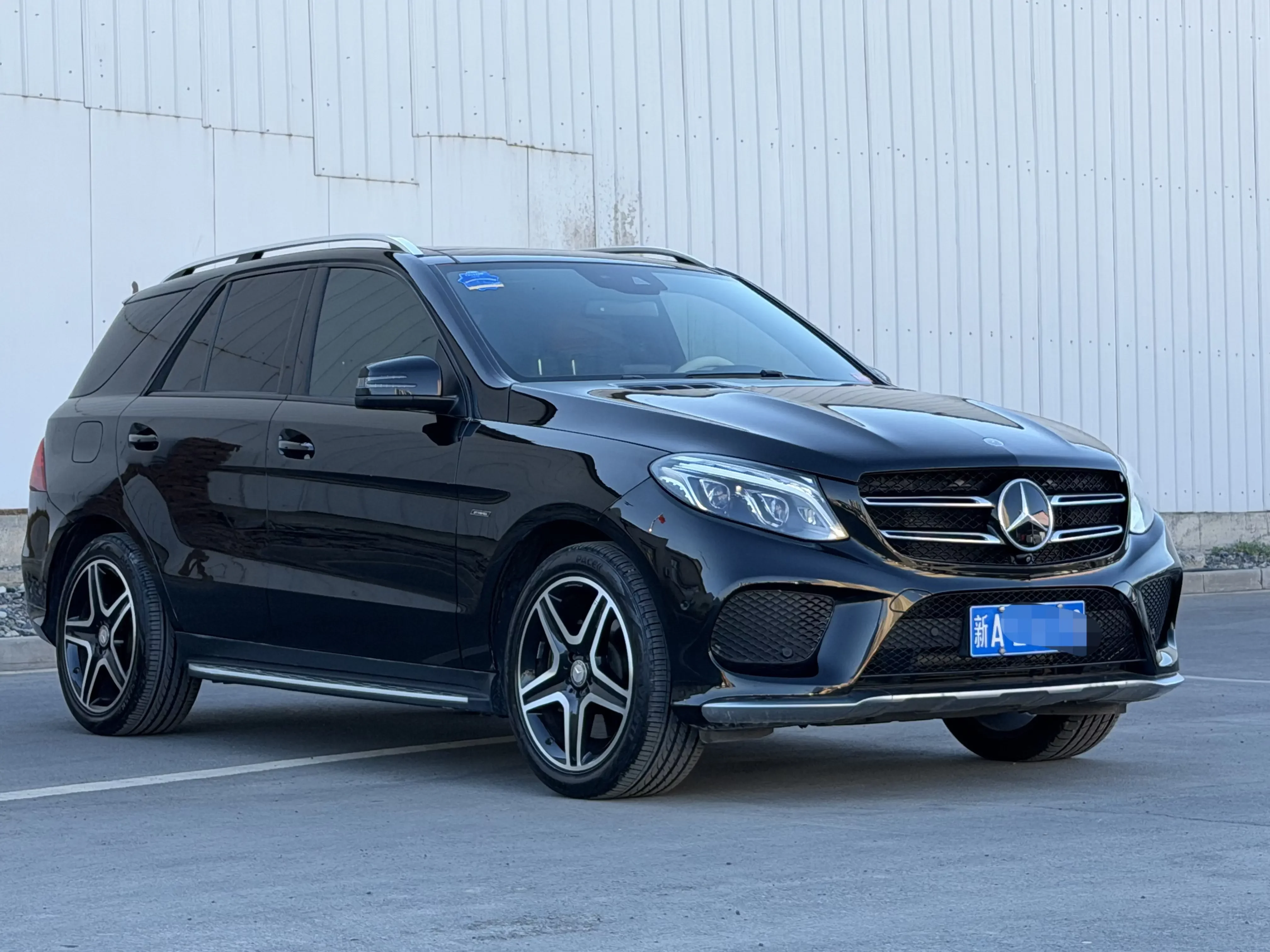 Mercedes-Benz GLE (Imported)