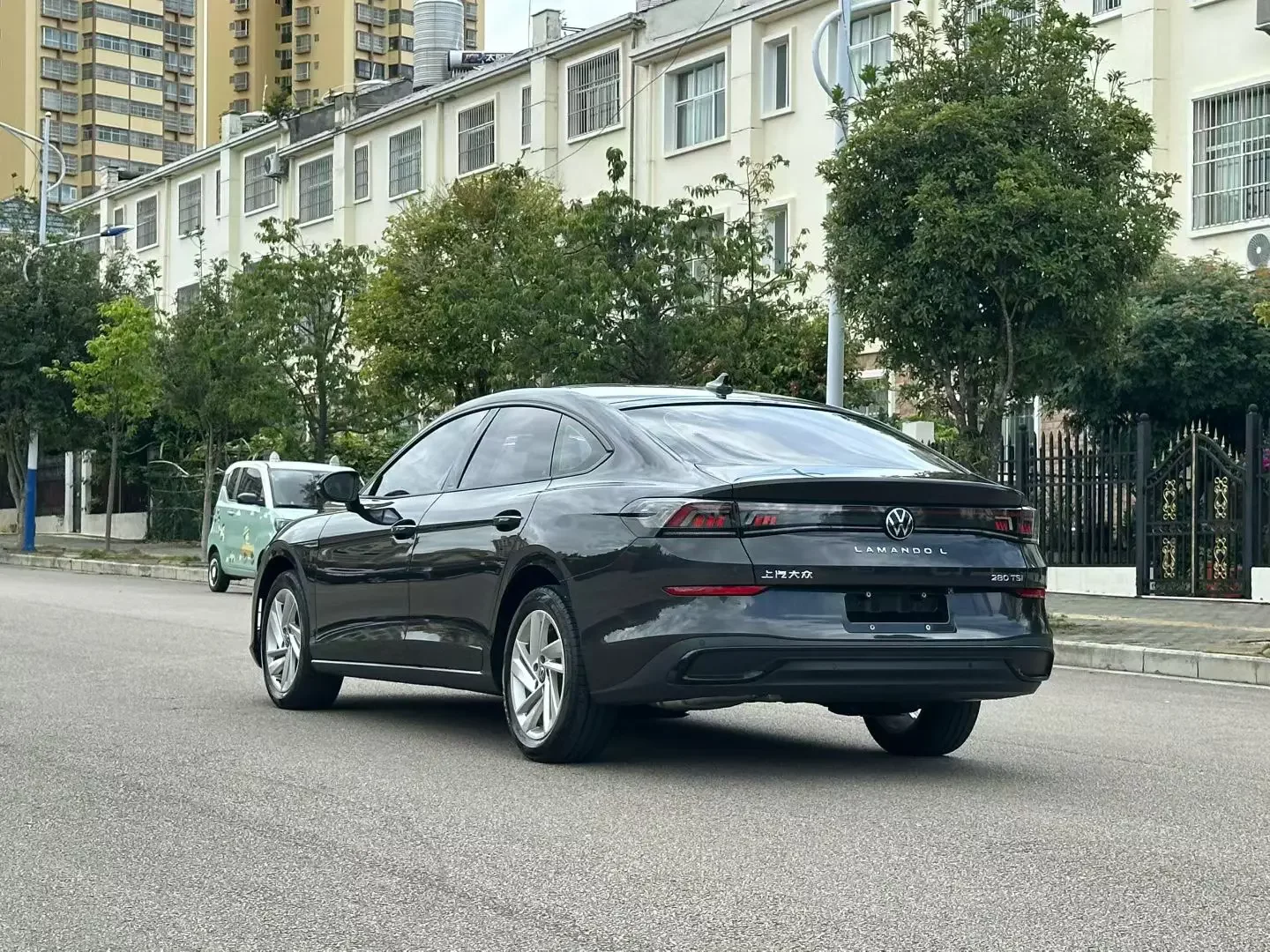 Volkswagen Lamando