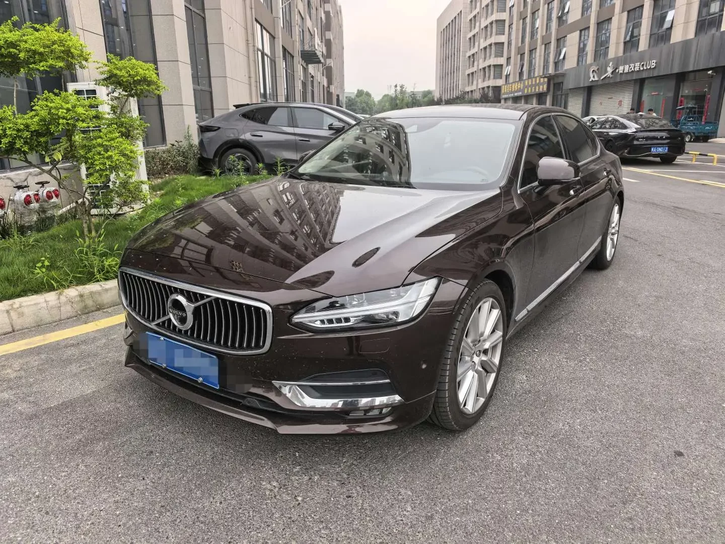 Volvo S90