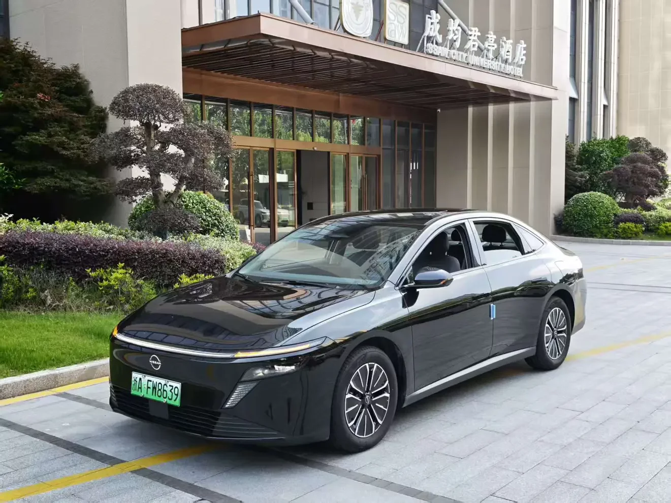 Nissan N6