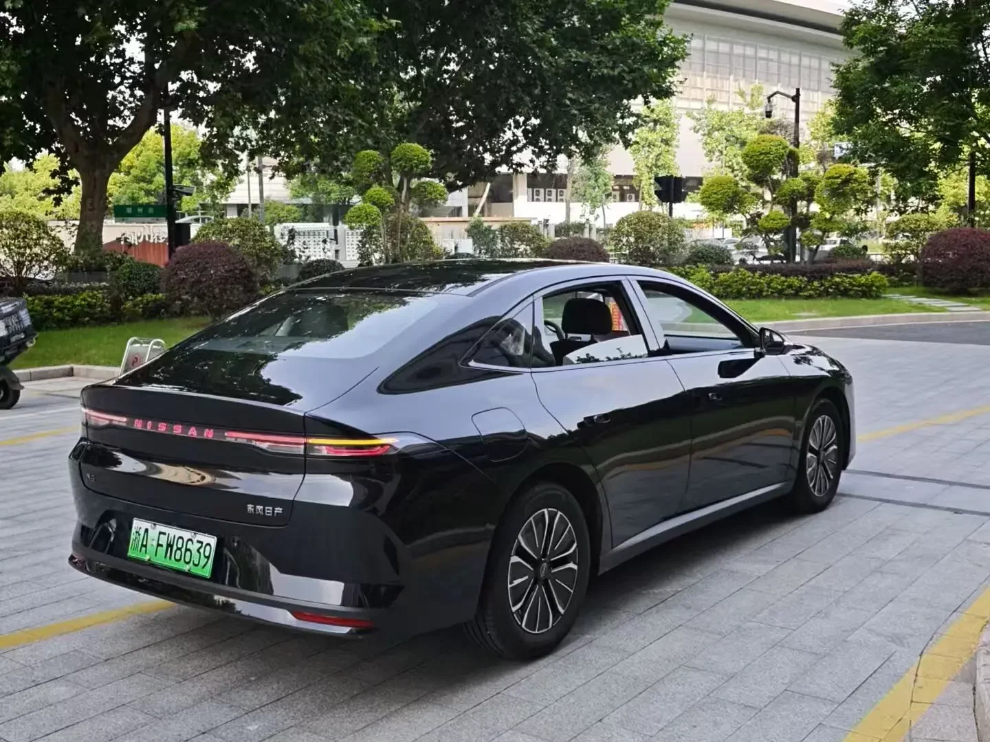Nissan N6