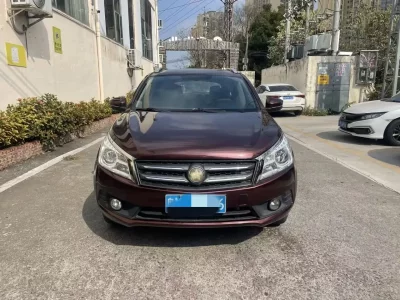Venucia T70