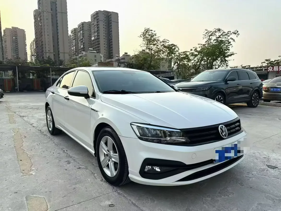 Volkswagen Lamando