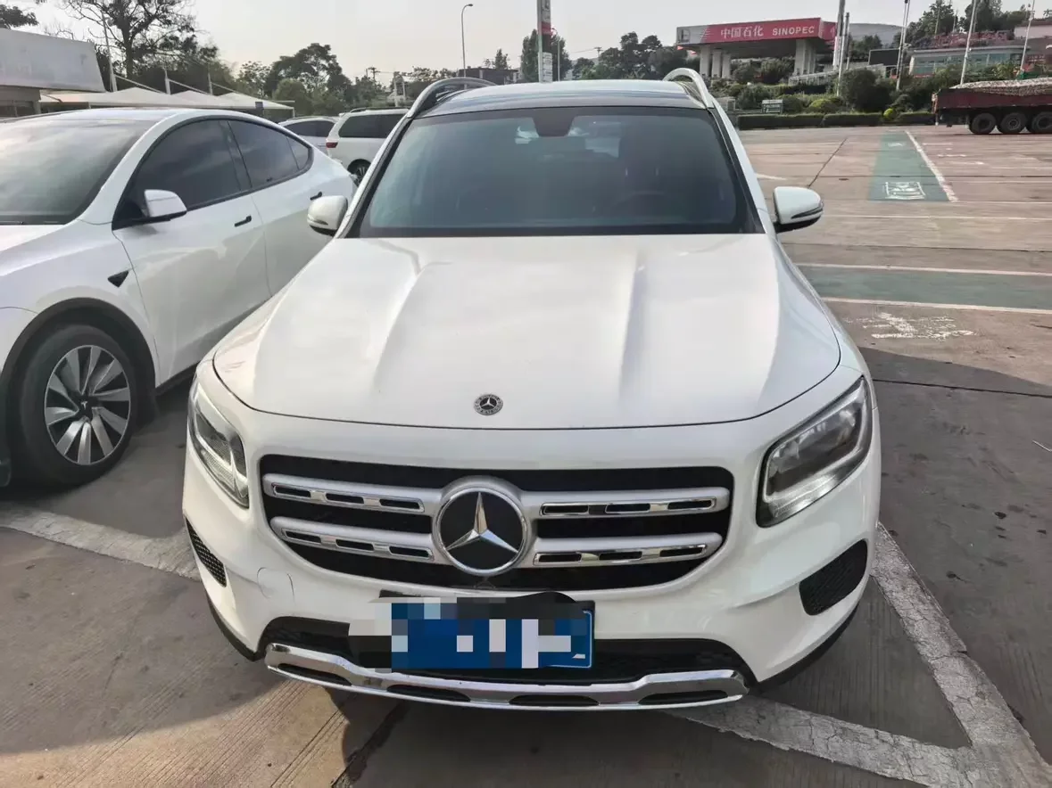 Mercedes-Benz GLB