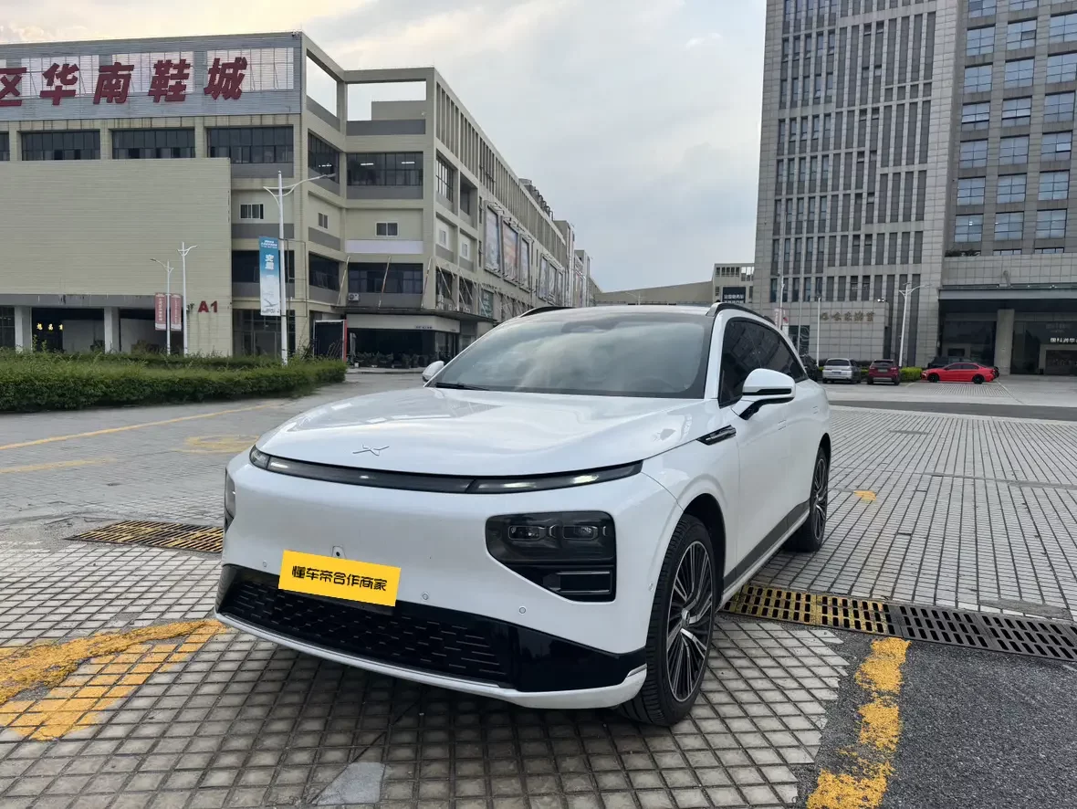 Xpeng G9