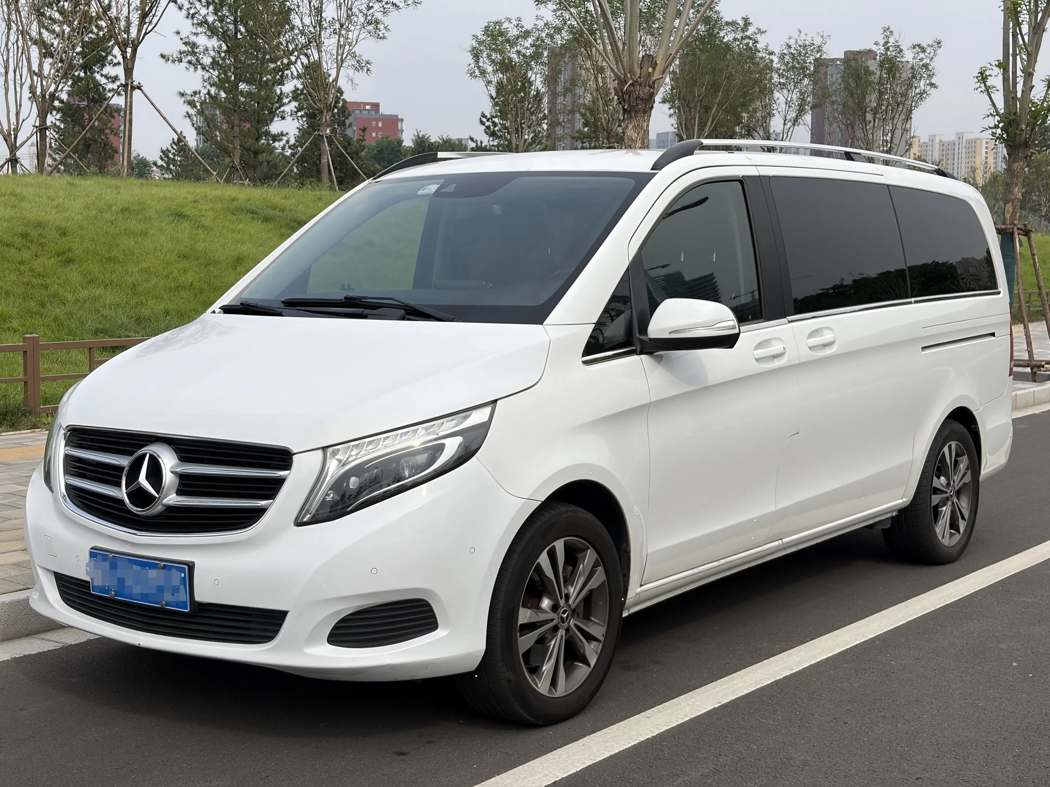 Mercedes-Benz V Class