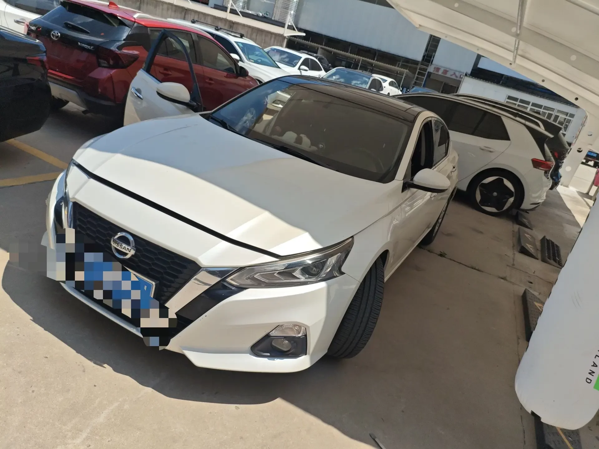 Nissan Altima