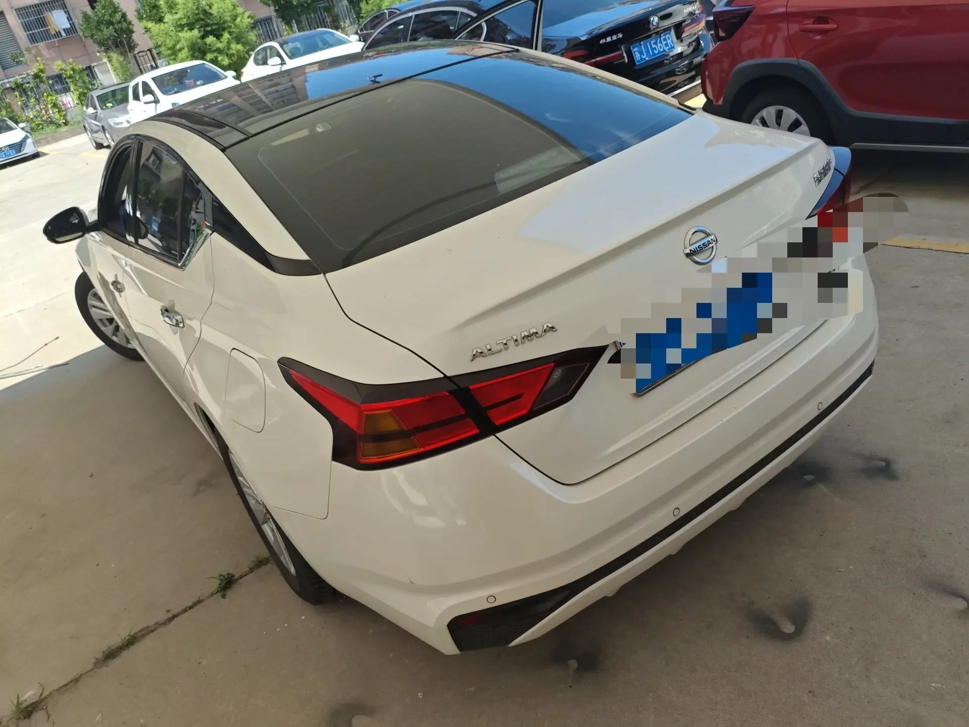 Nissan Altima