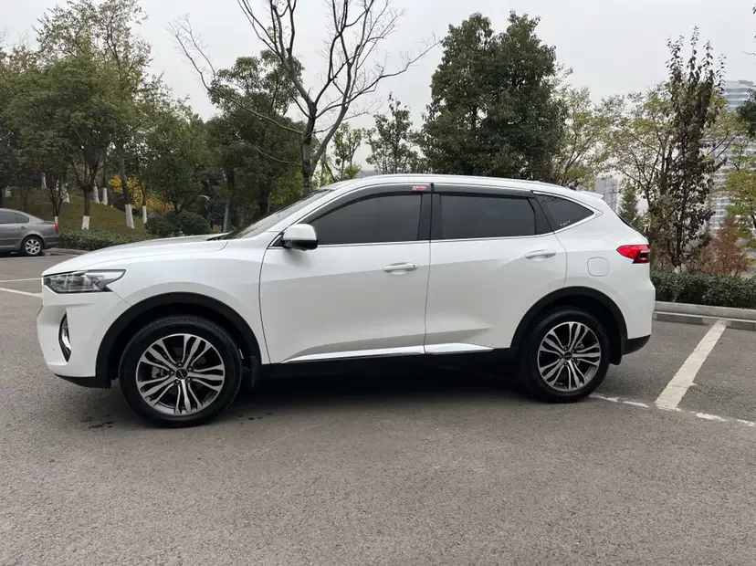 Haval F7