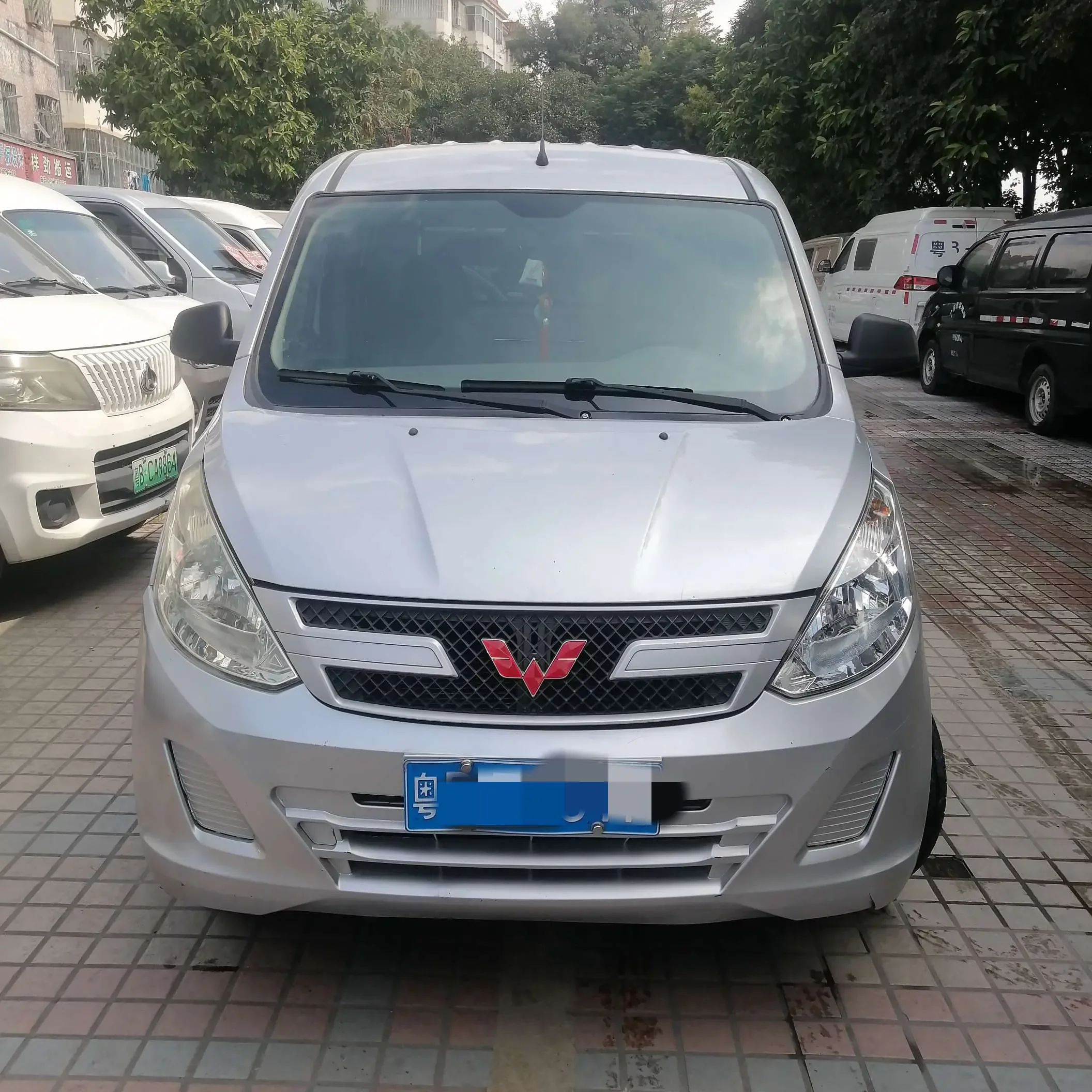 Wuling Rongguang V