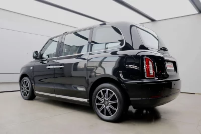 Geely LEVC TX
