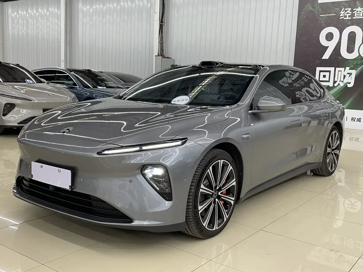NIO ET7