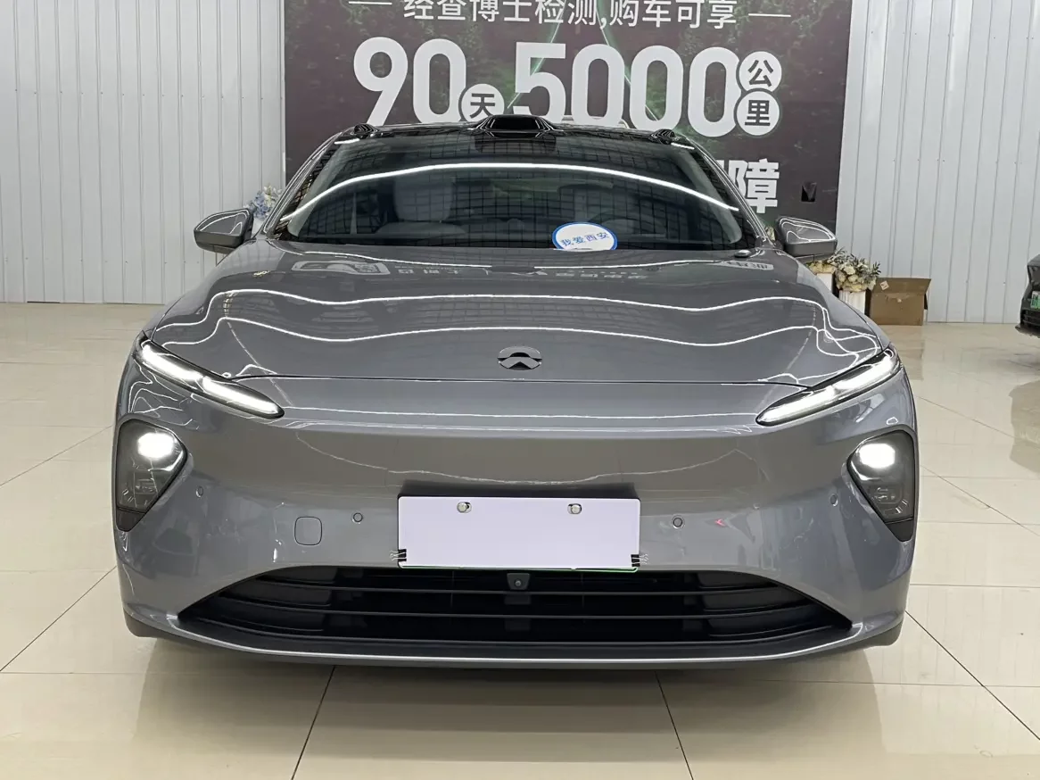 NIO ET7