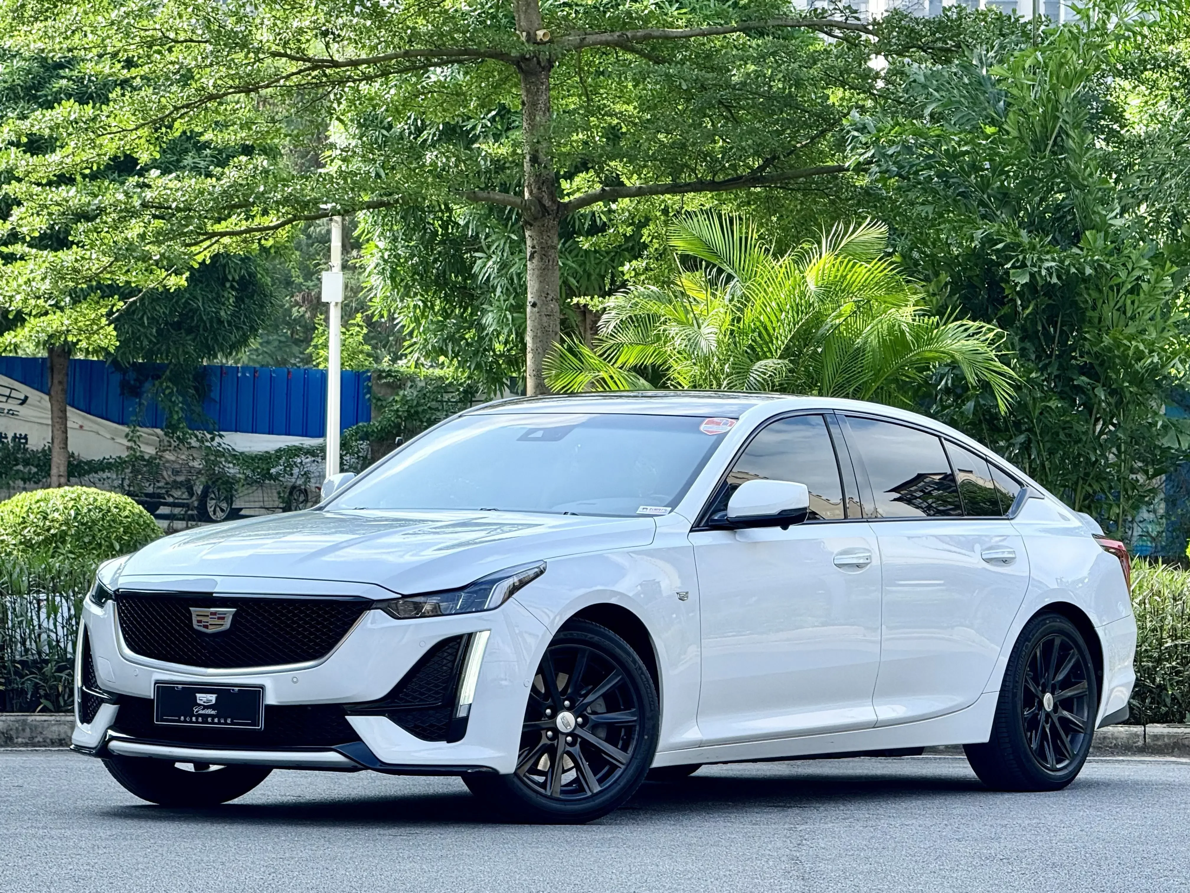 Cadillac CT5  из Китая