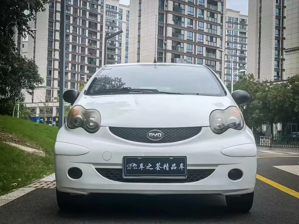 BYD F0  из Китая
