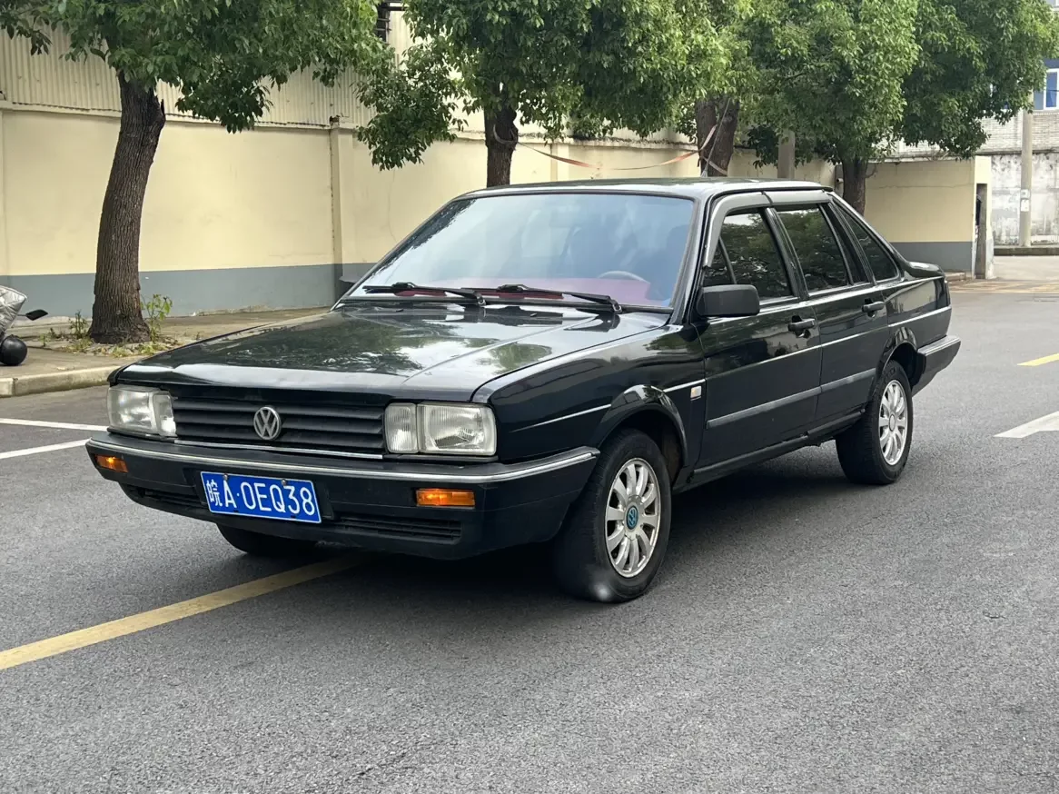 Volkswagen Santana Classic  из Китая