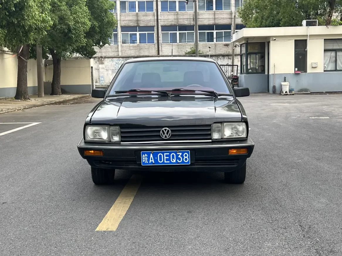 Volkswagen Santana Classic  из Китая