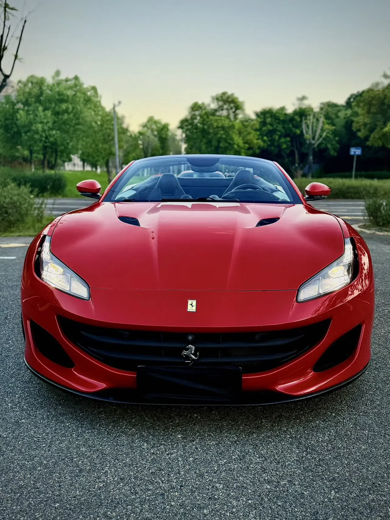 Ferrari Portofino  из Китая