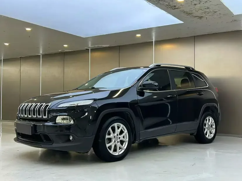 Jeep Cherokee  из Китая