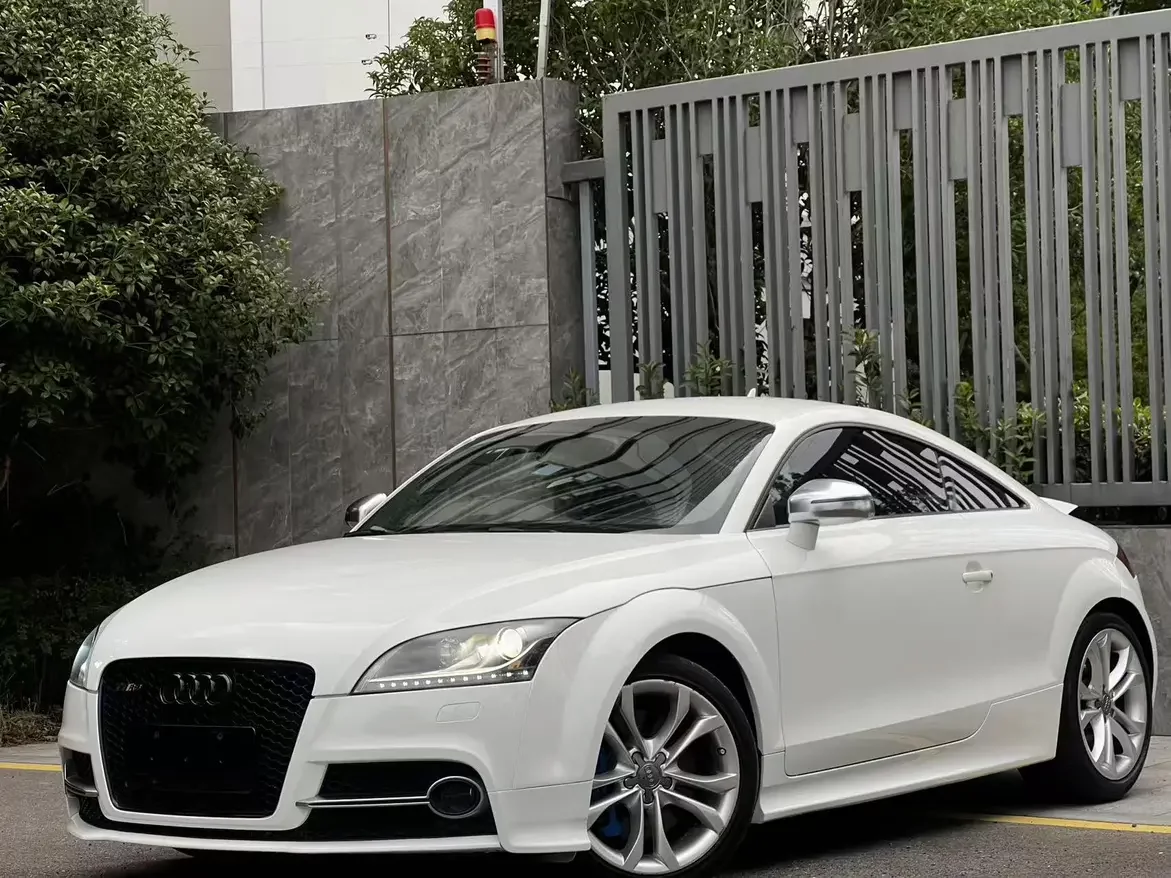 Audi TTS
