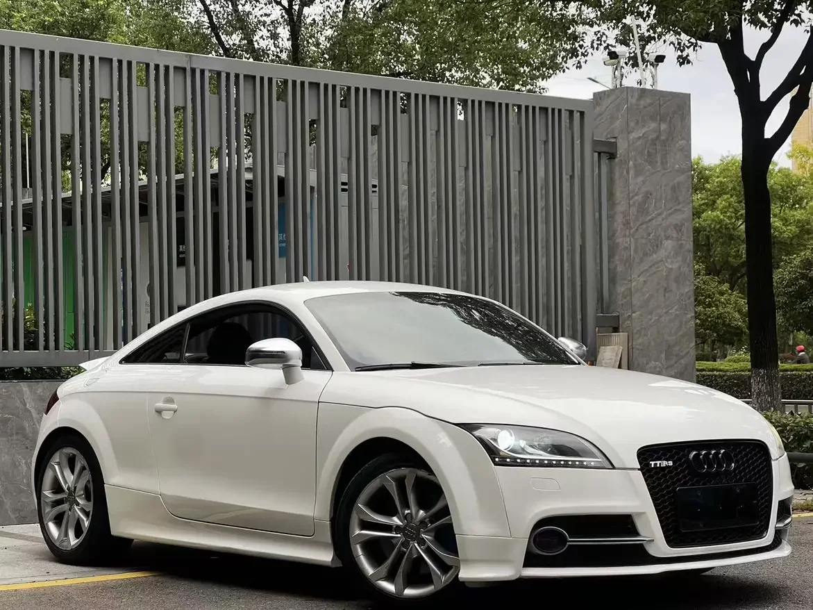 Audi TTS