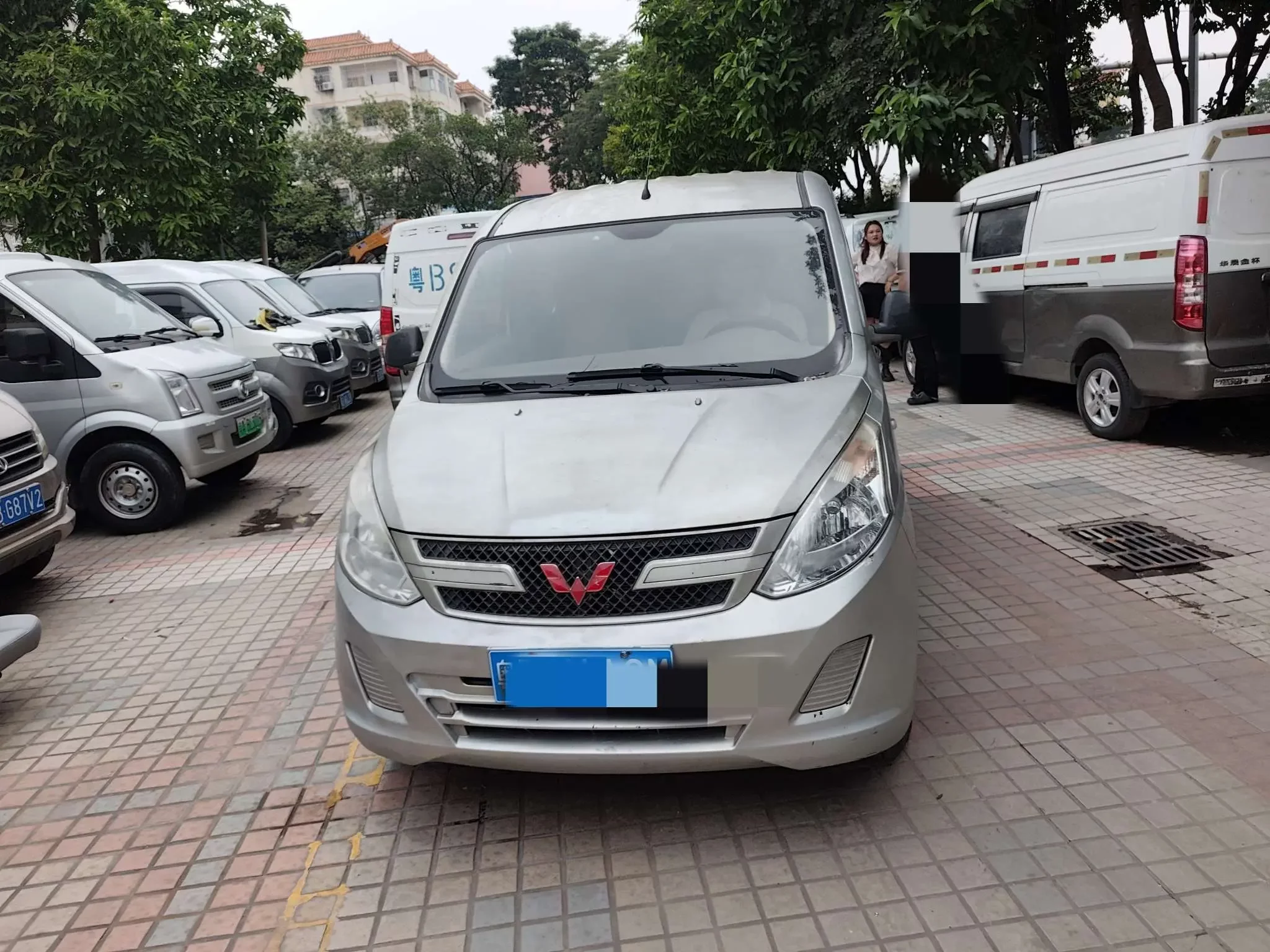 Wuling Rongguang V
