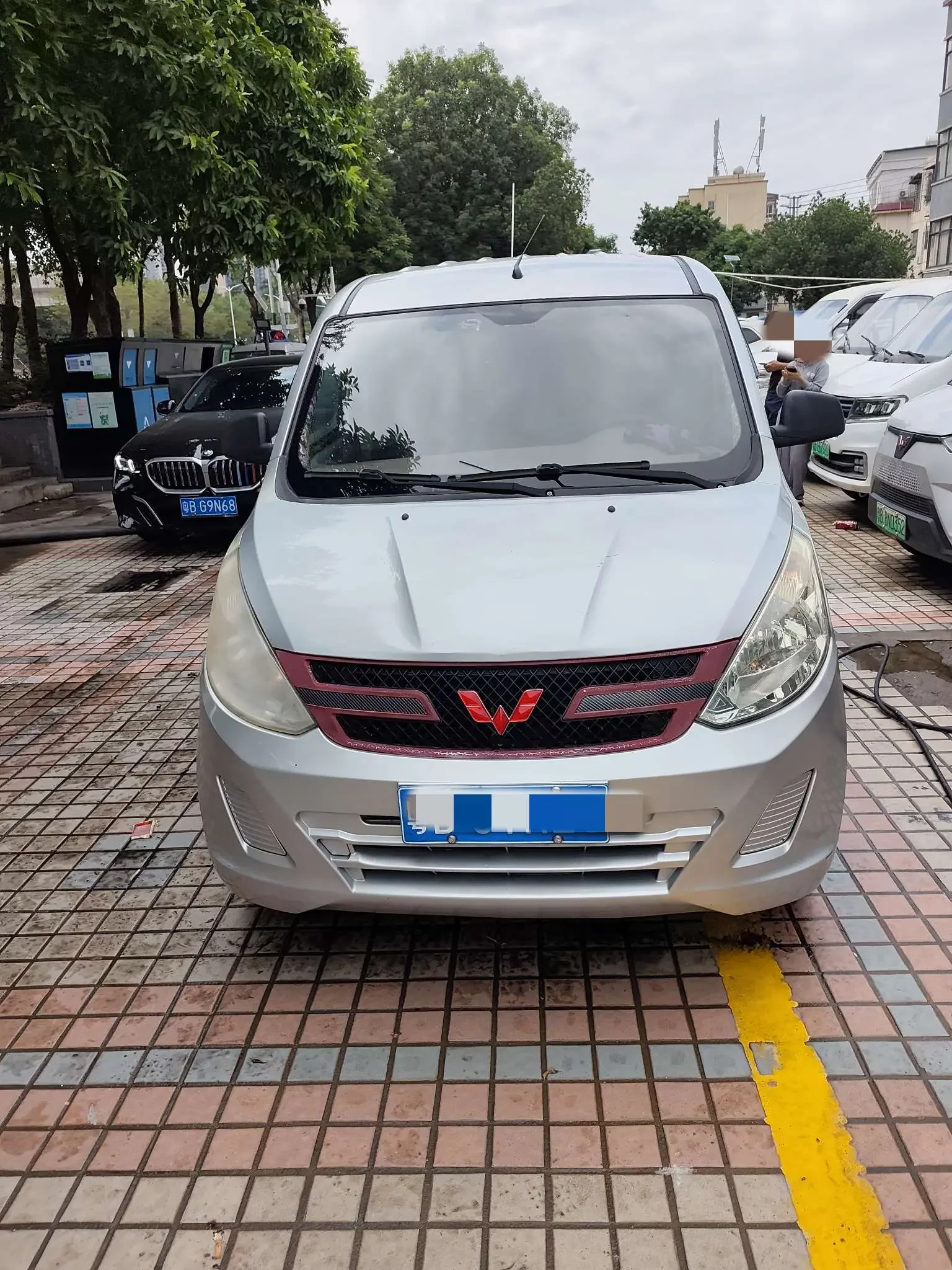 Wuling Rongguang V