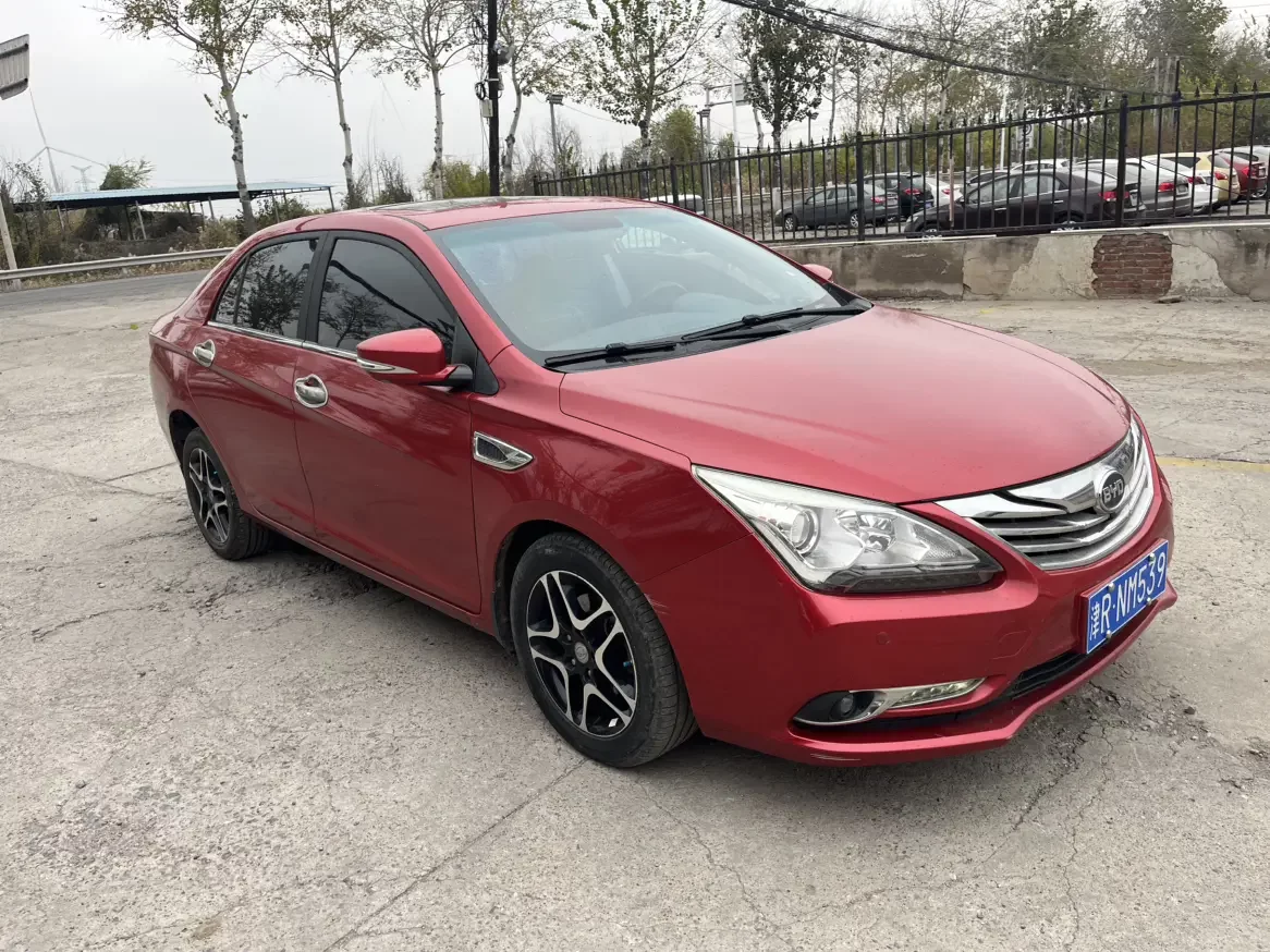 BYD G5