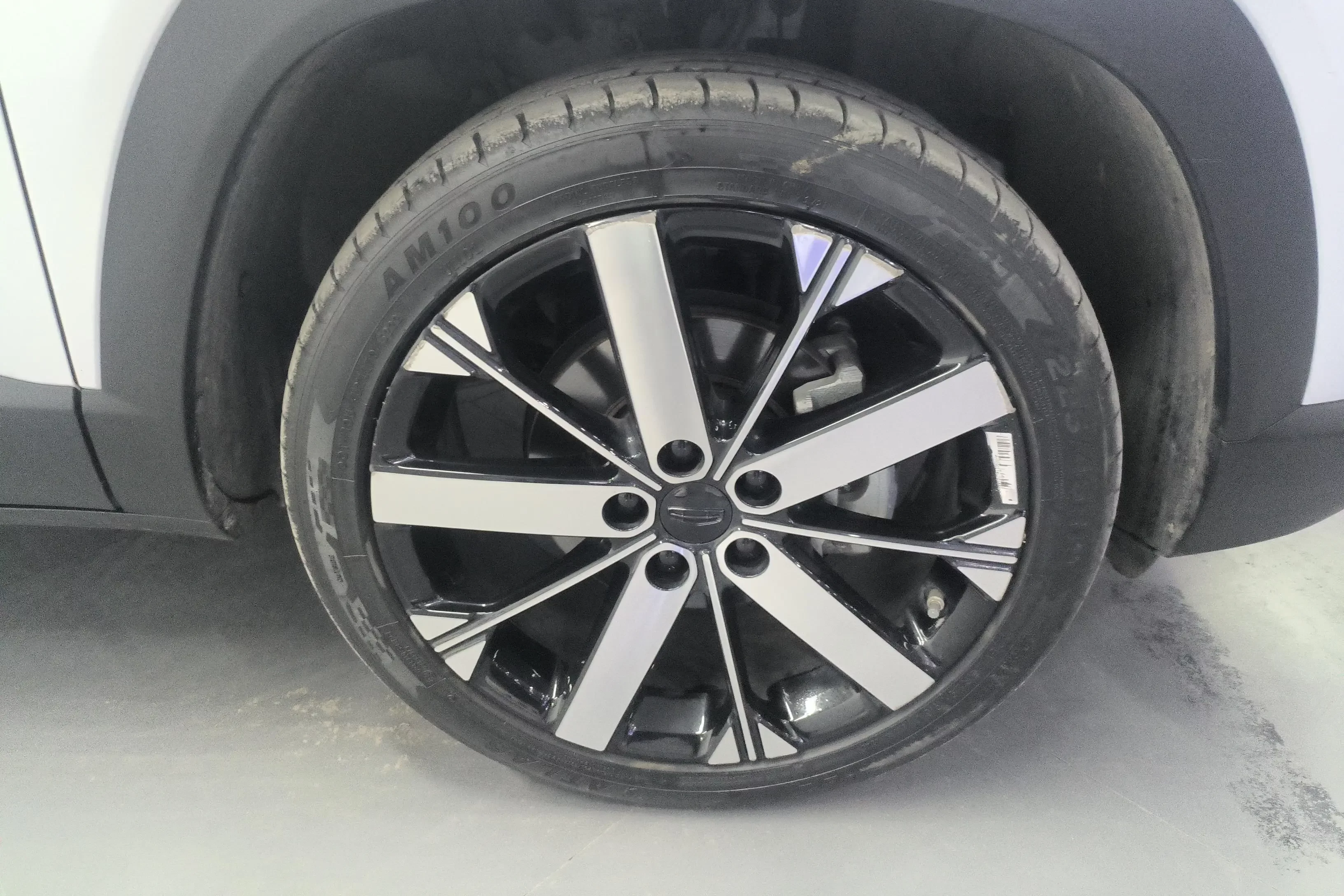 Geely ICON