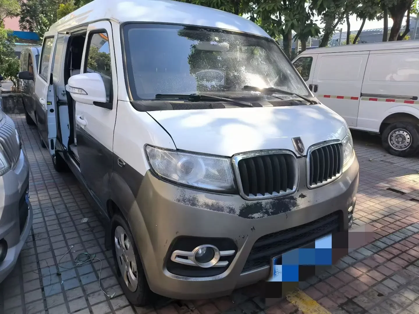 Golden cup New Hiace X30L