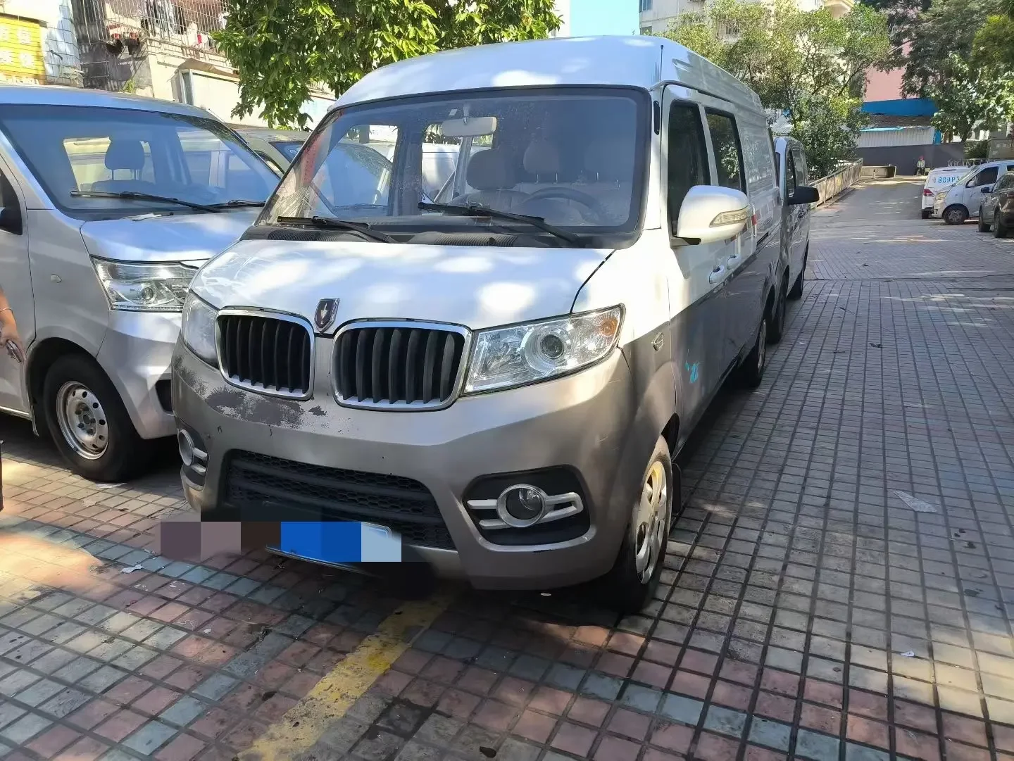 Golden cup New Hiace X30L