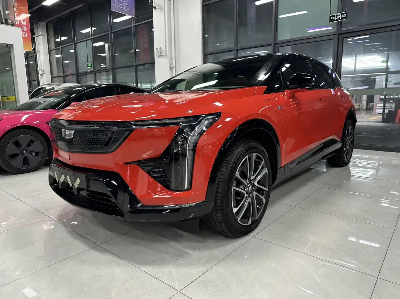 Cadillac IQ Aoge  из Китая
