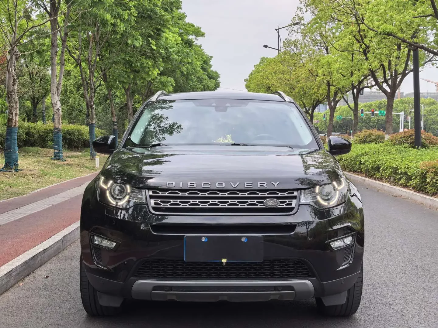 Land Rover Discover the magic