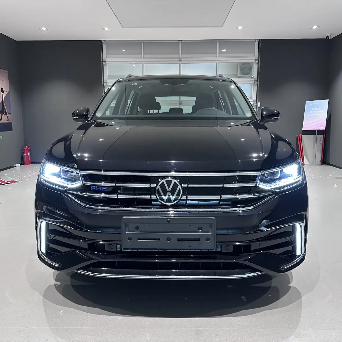 Volkswagen Tiguan L PHEV