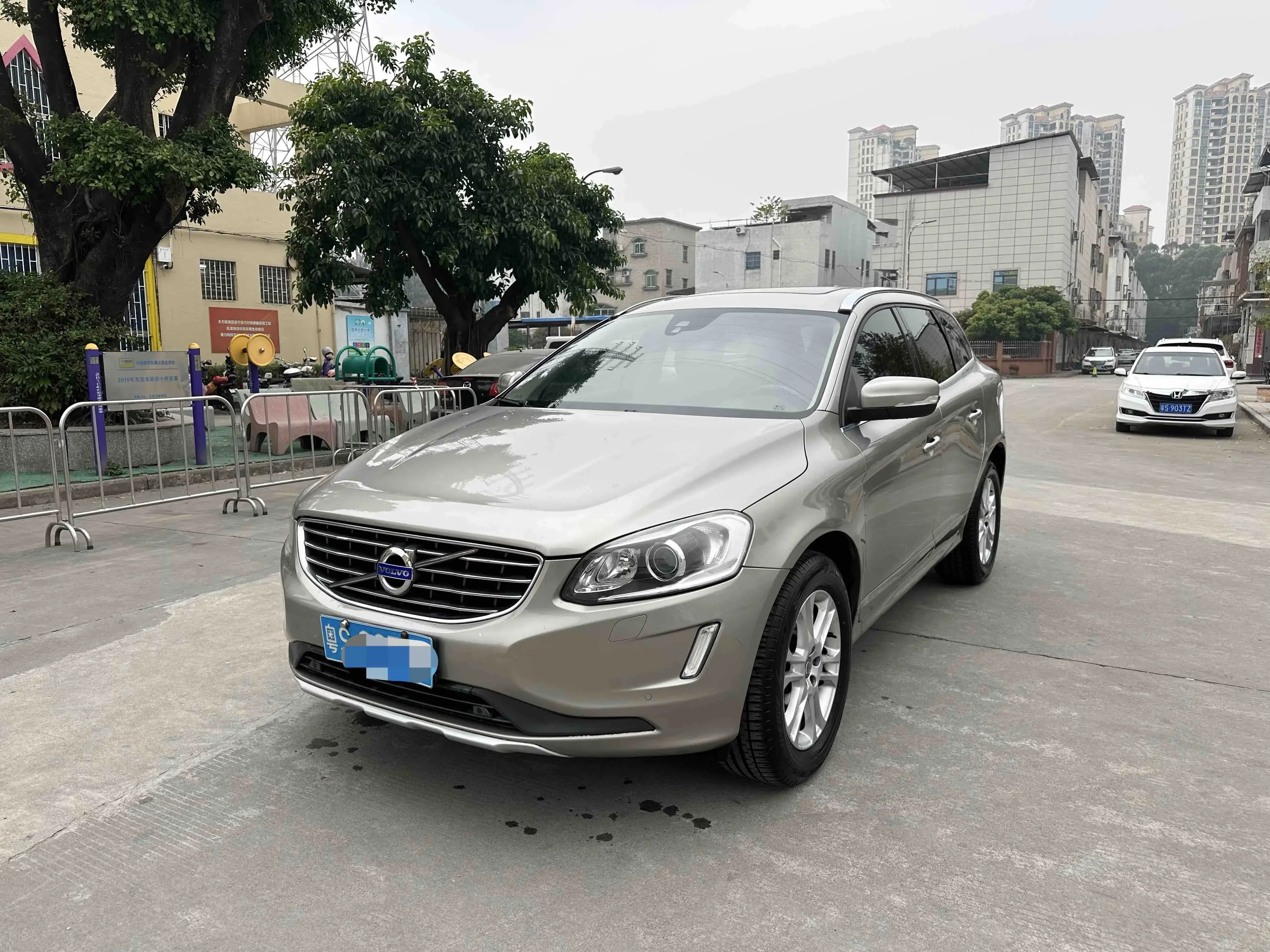 Volvo XC60