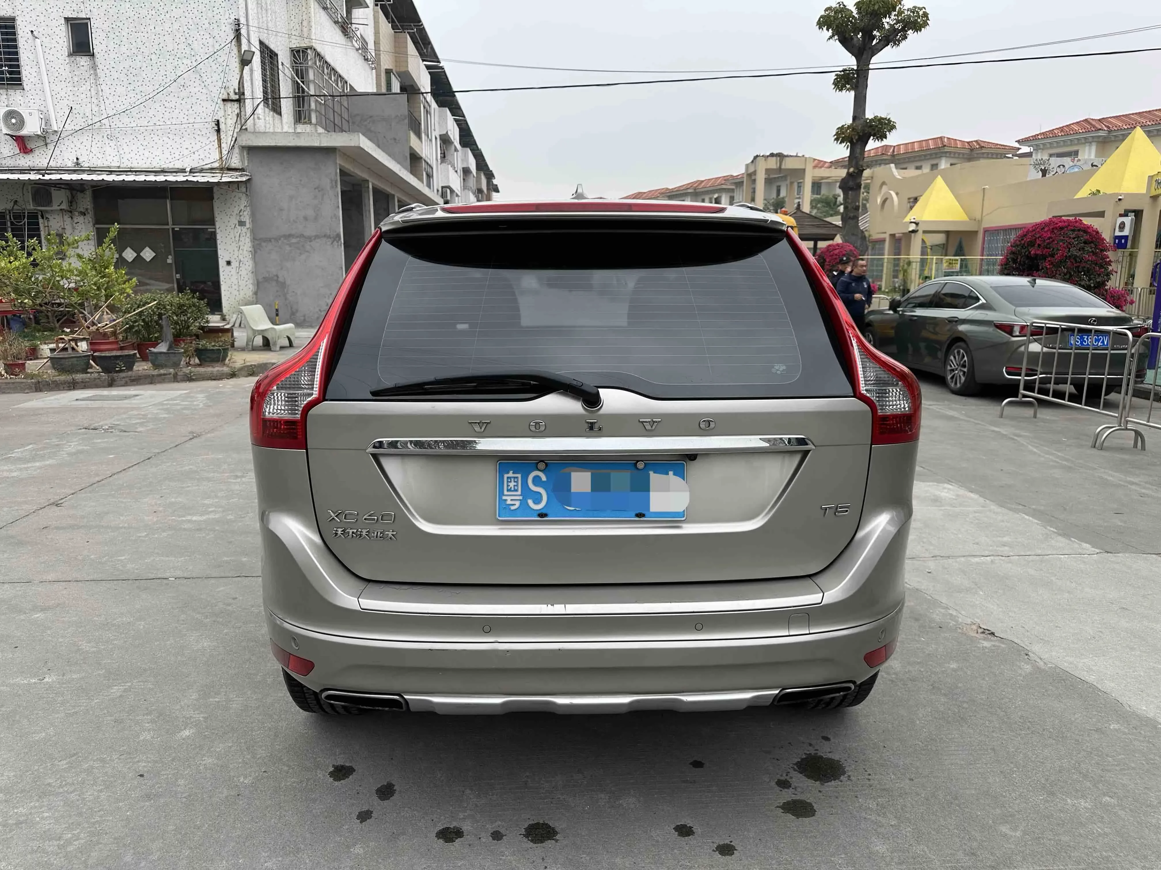Volvo XC60