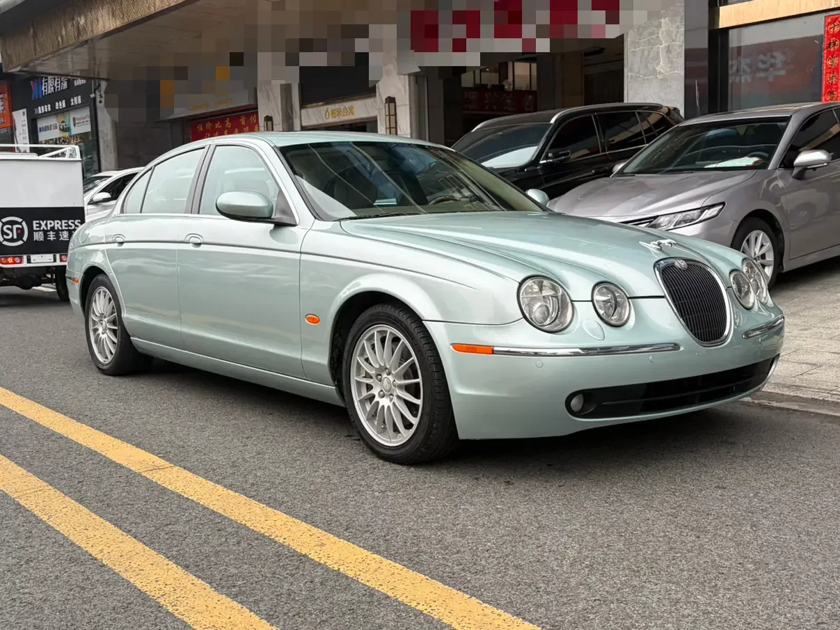 Jaguar S-Type