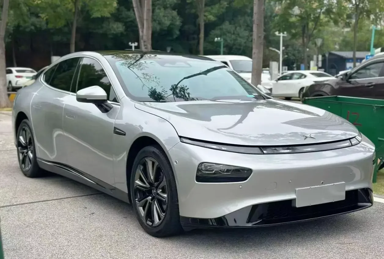 Xpeng P7