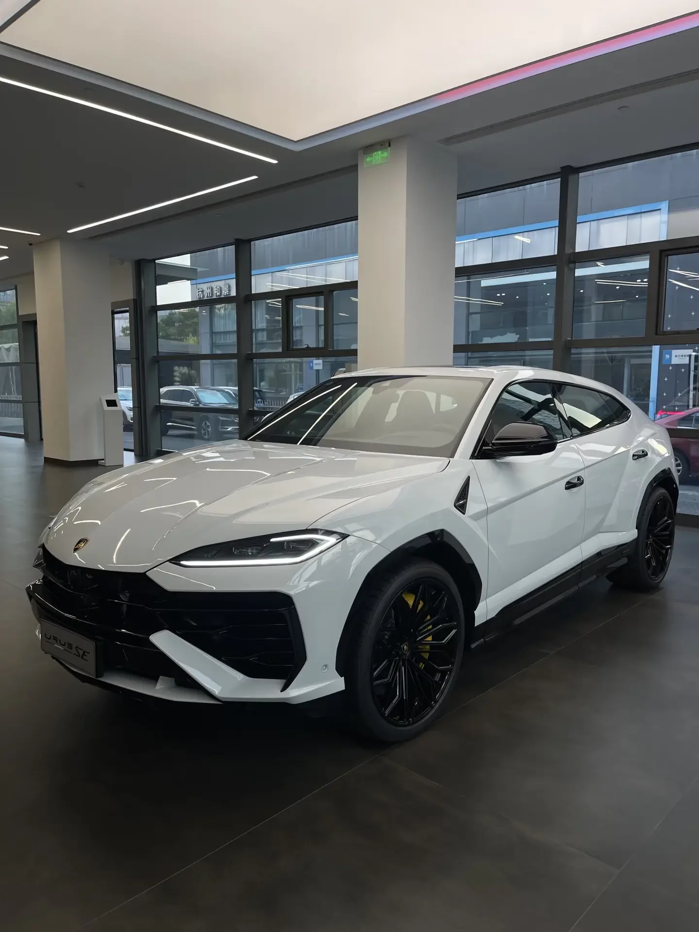 Lamborghini Urus SE