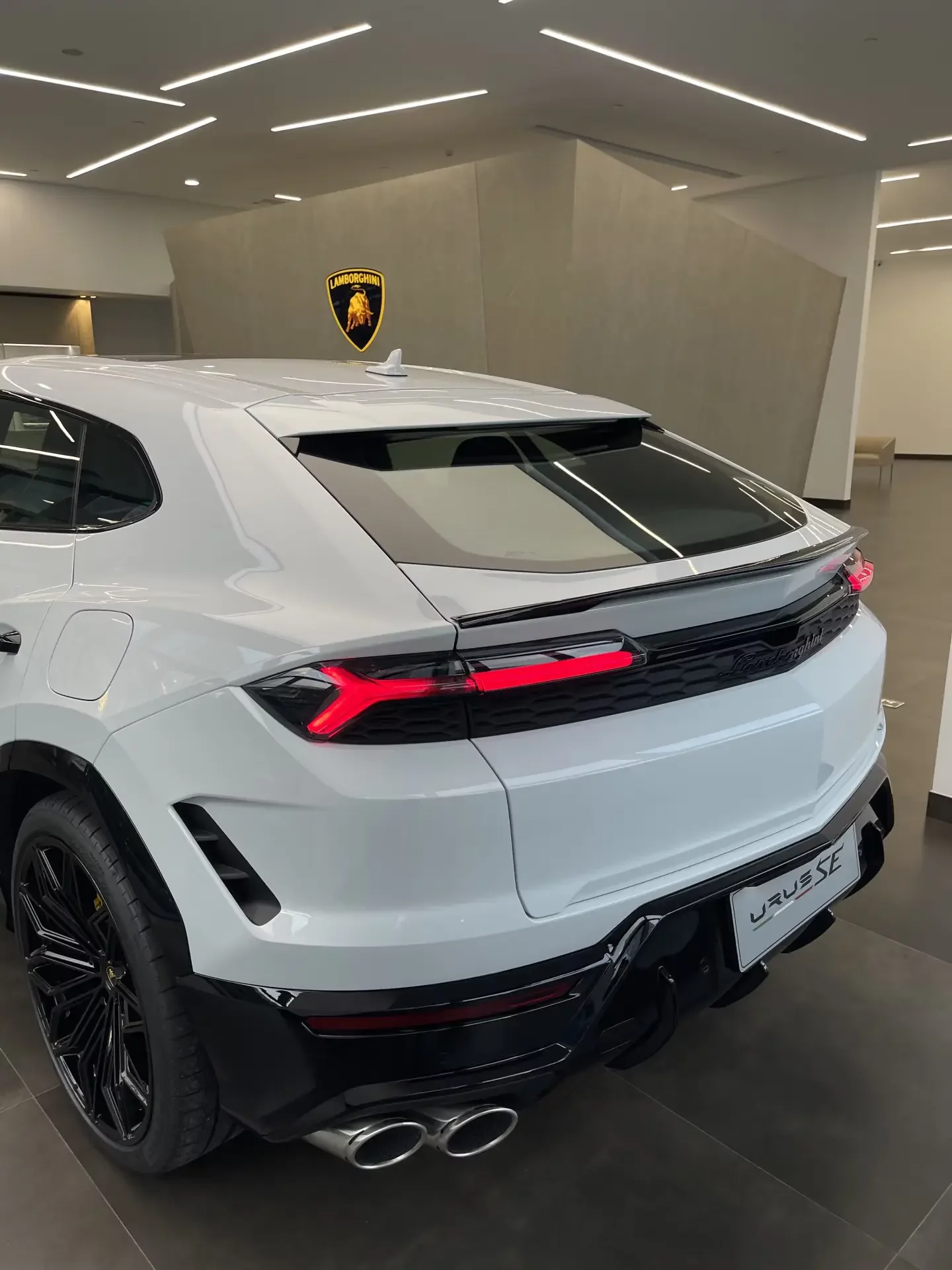 Lamborghini Urus SE