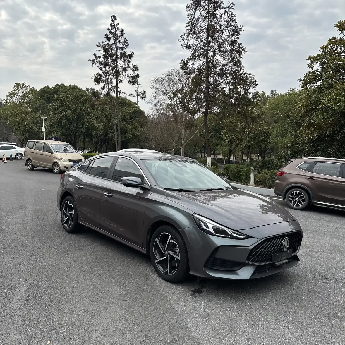 MG 5