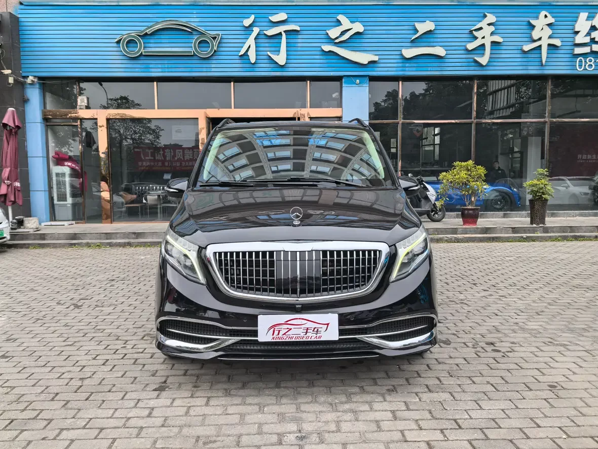 Mercedes-Benz V Class  из Китая