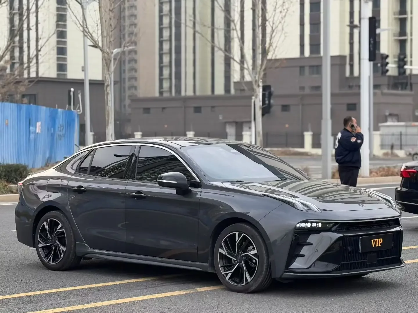 Lynk & Co 03