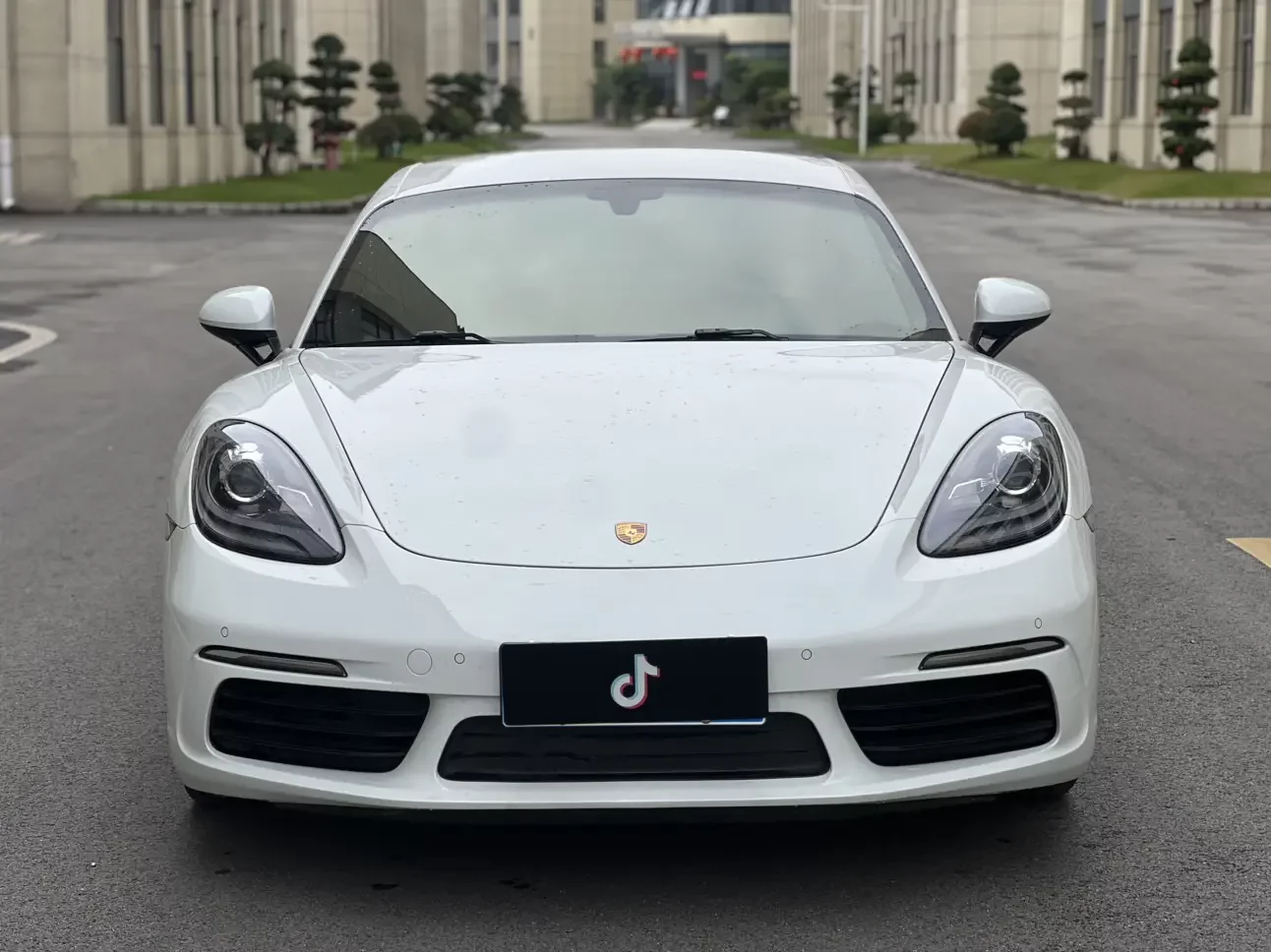 Porsche 718
