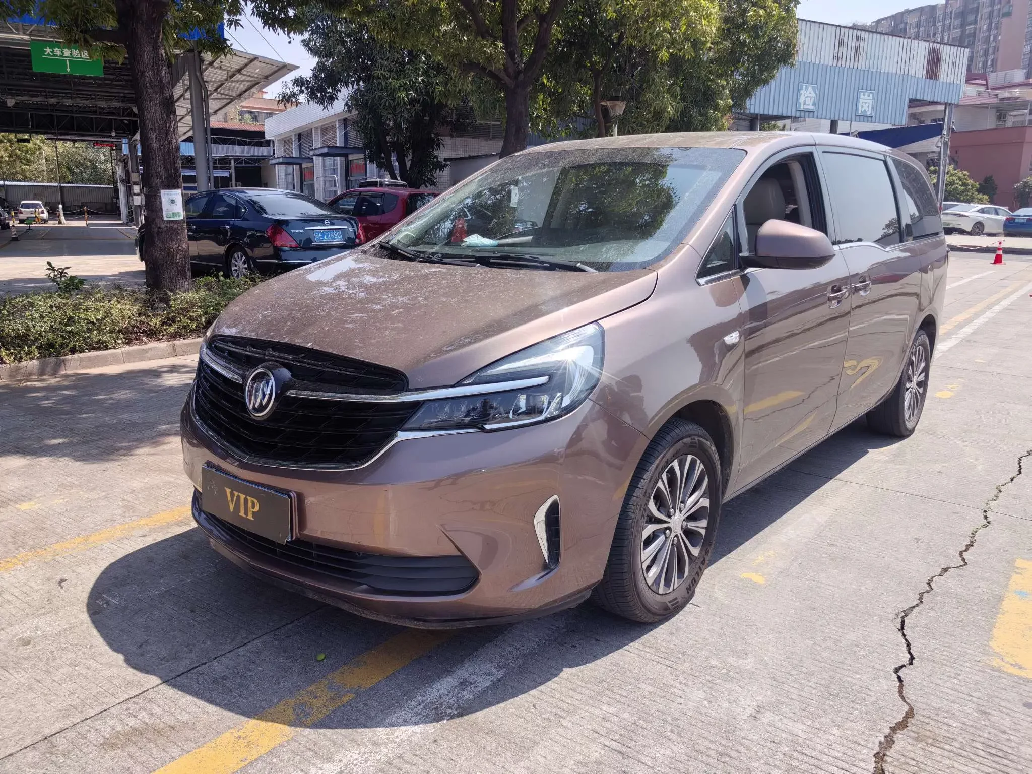 Buick GL8