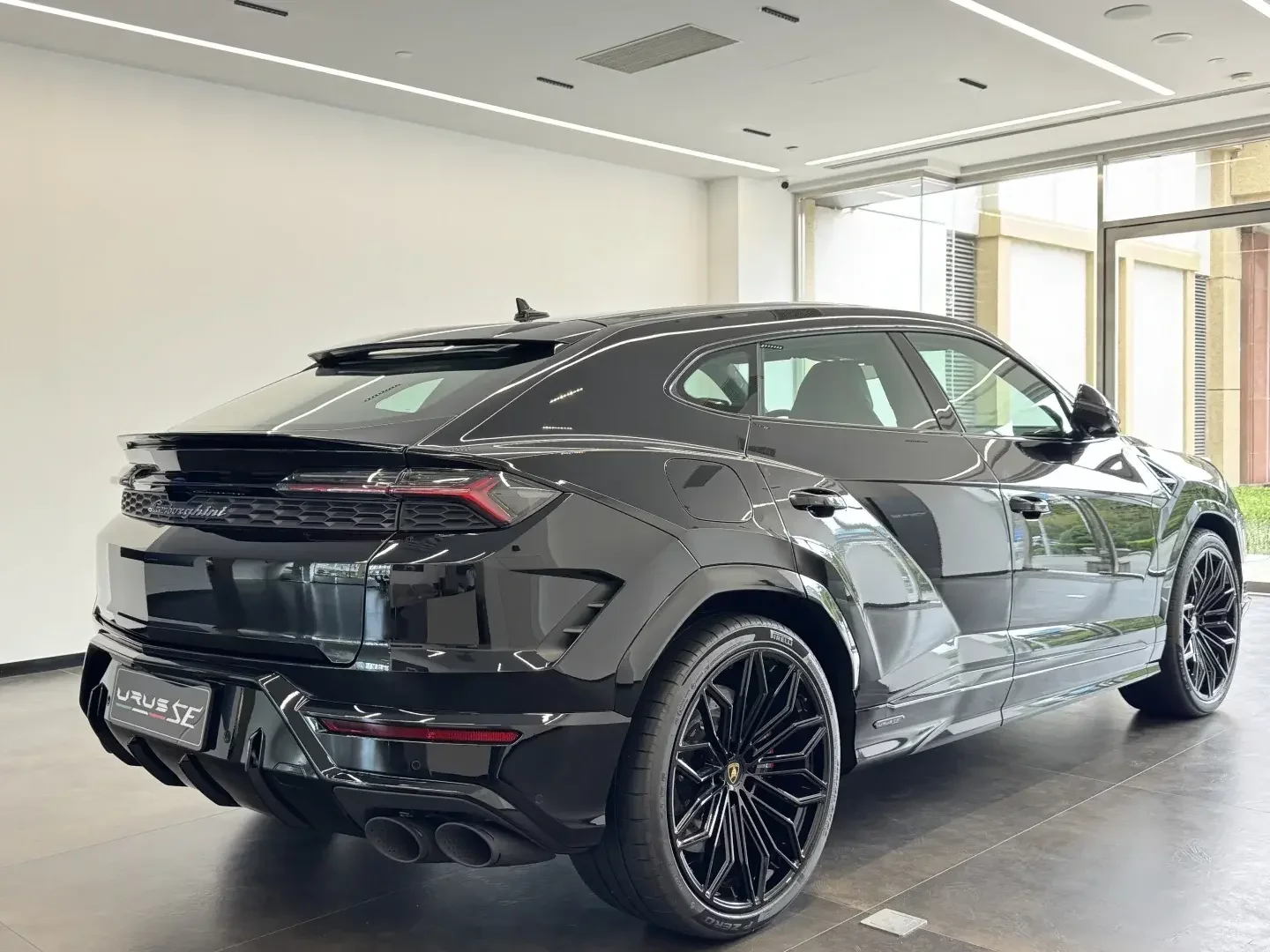 Lamborghini Urus SE