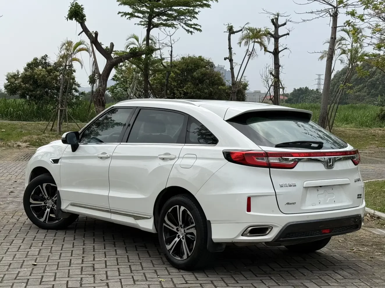 Honda UR-V