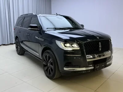 Lincoln Navigator