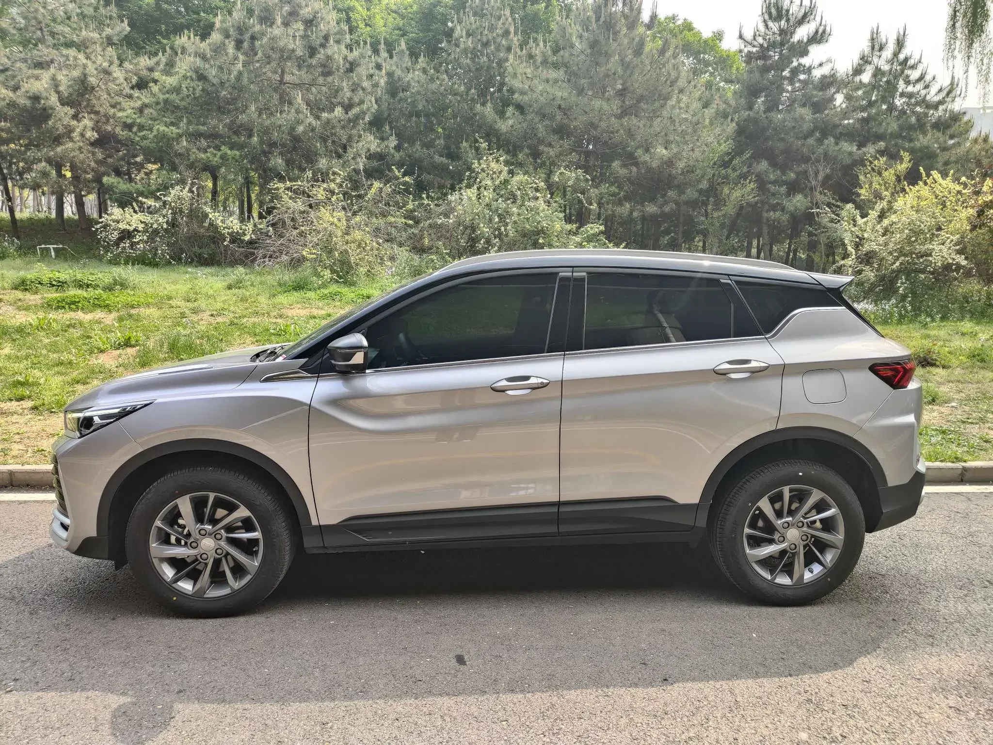 Geely Coolray SX11